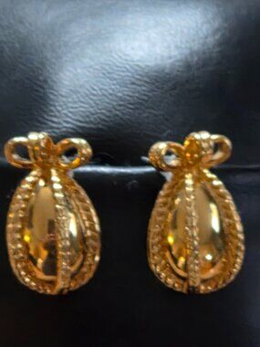 Joan Rivers Vintage Earrings - Pierced - Egg Bow Russian Imperial Style Goldtone